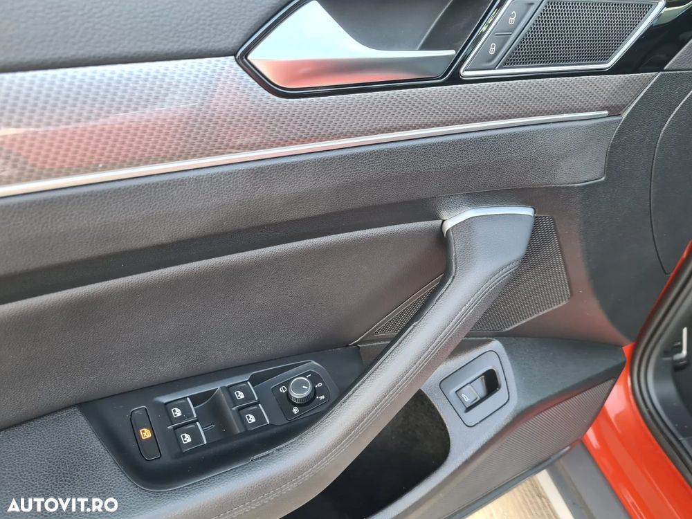Volkswagen Passat Alltrack - 15
