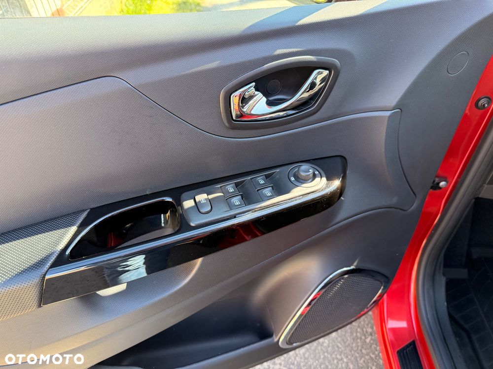 Renault Captur ENERGY TCe 120 EDC Crossborder - 11