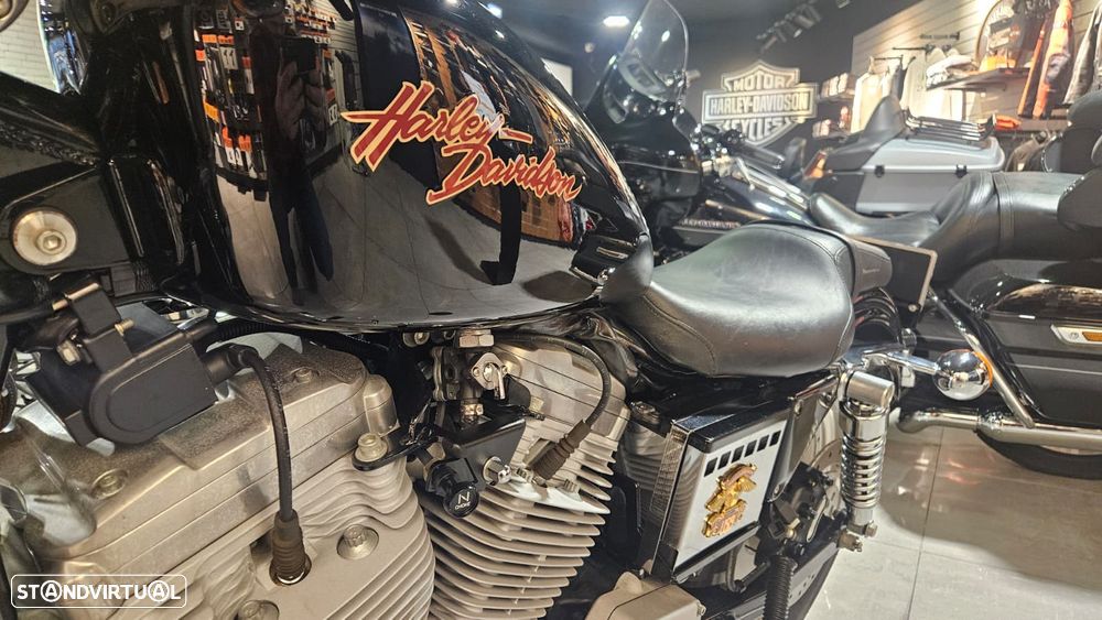 Harley-Davidson 883 Custom - 8