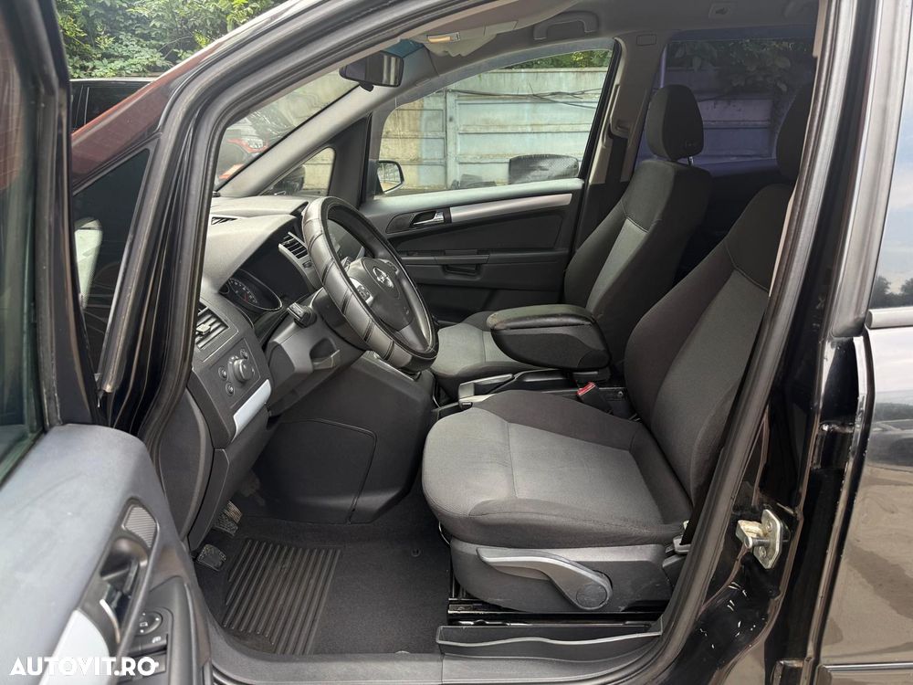 Opel Zafira 1.9 CDTI - 11