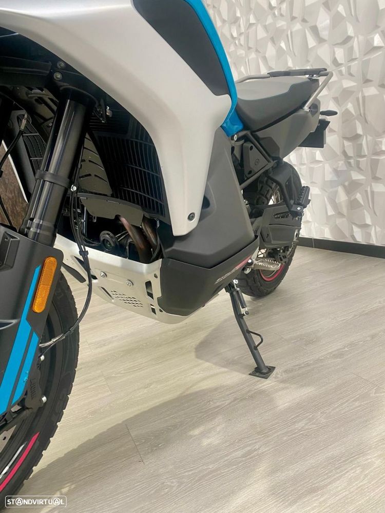 CF Moto 800MT-X - 10