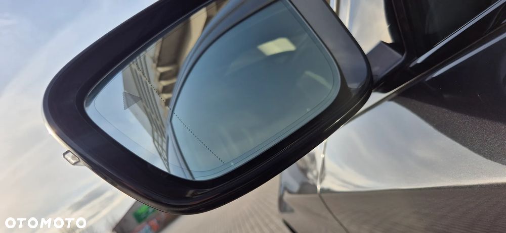 BMW Seria 5 530i xDrive mHEV M Sport sport - 8