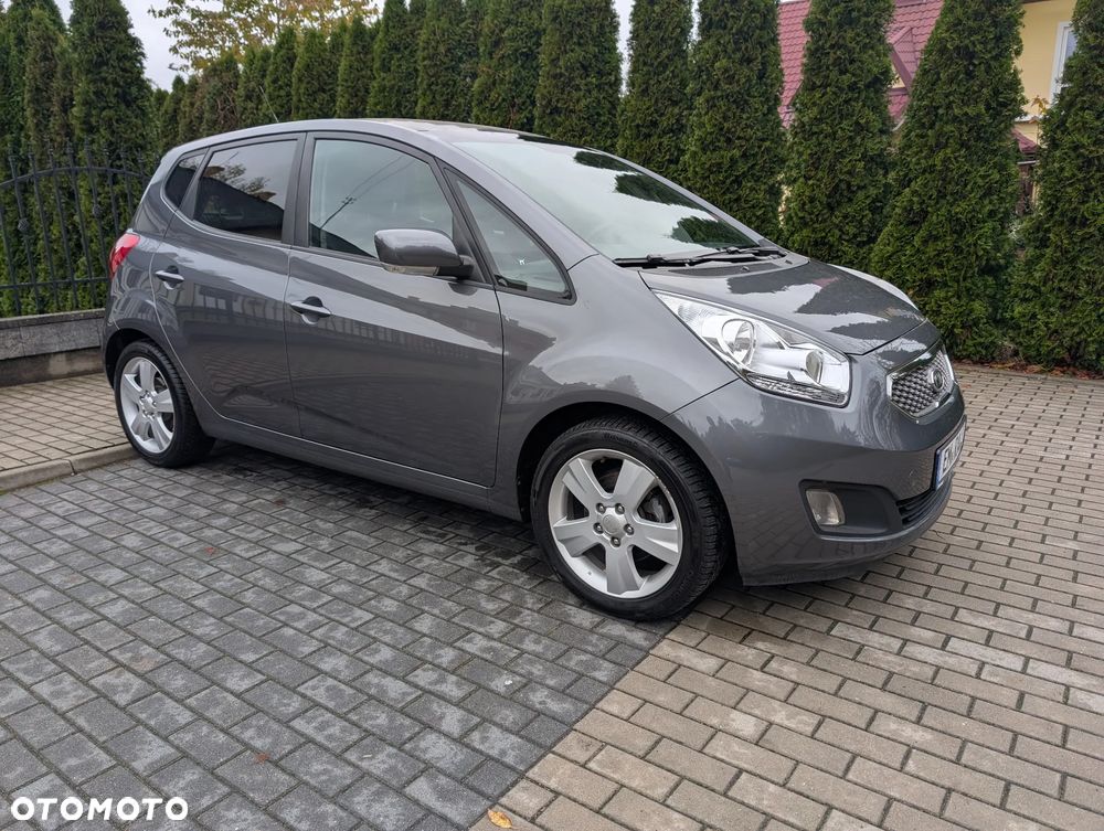 Kia Venga 1.6 L - 7