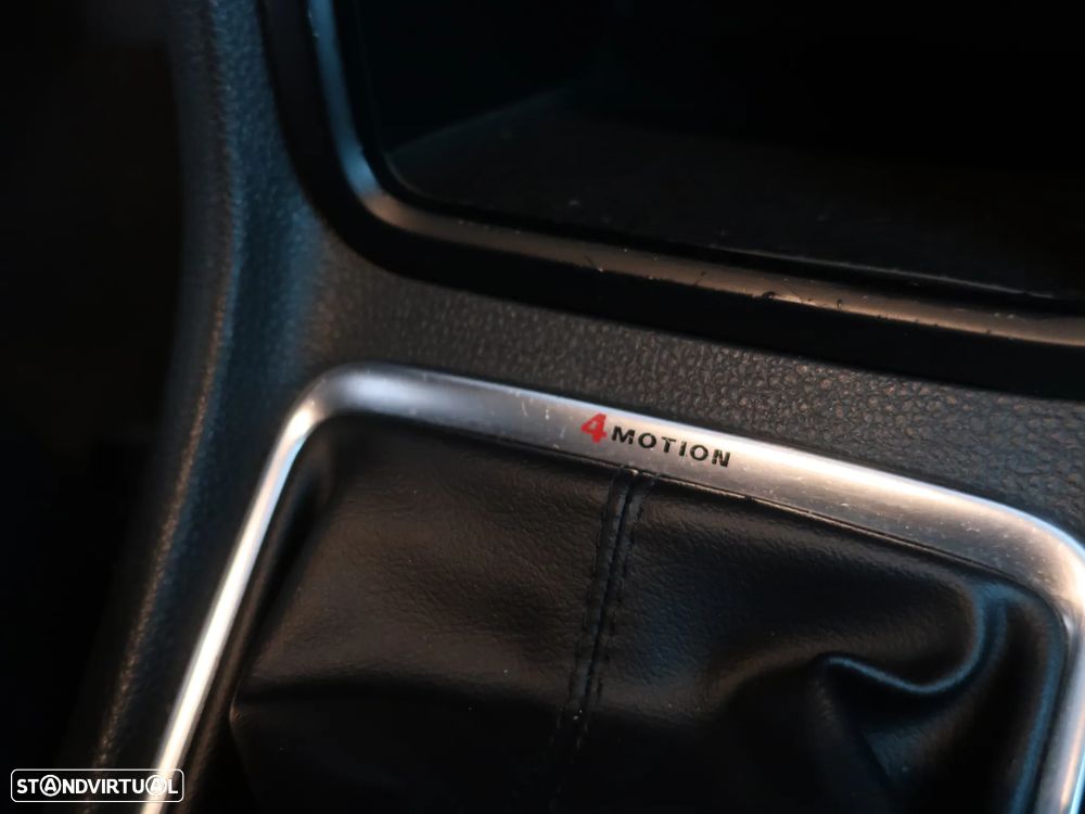 VW Sharan 2.0 TDI Highline 4Motion - 24