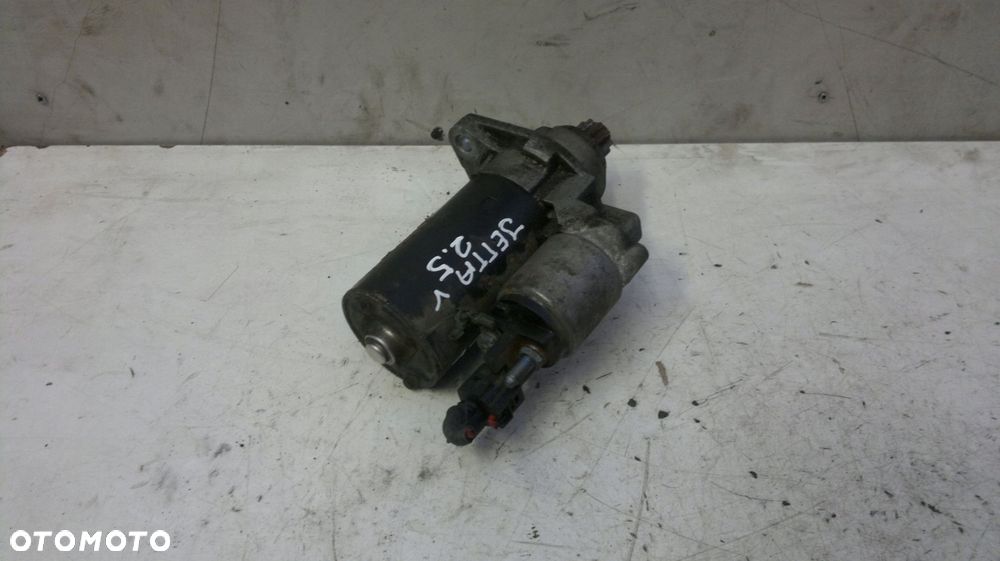 rozrusznik automat vw jetta v 2.5 - 3