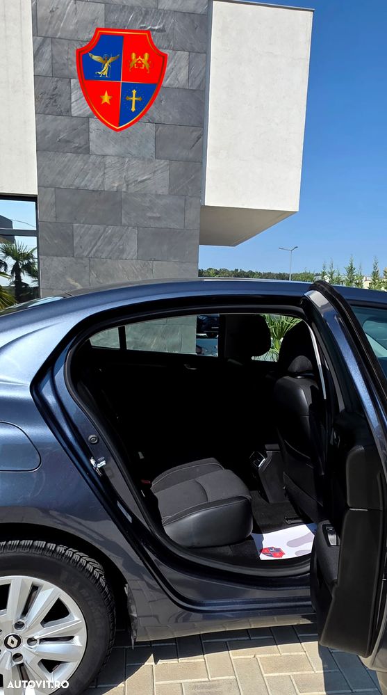 Renault Megane TCe 140 EDC GPF Zen - 35