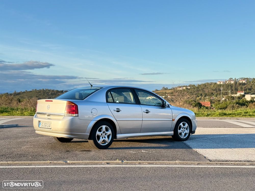 Opel Vectra 2.0 DTi Comfort - 2