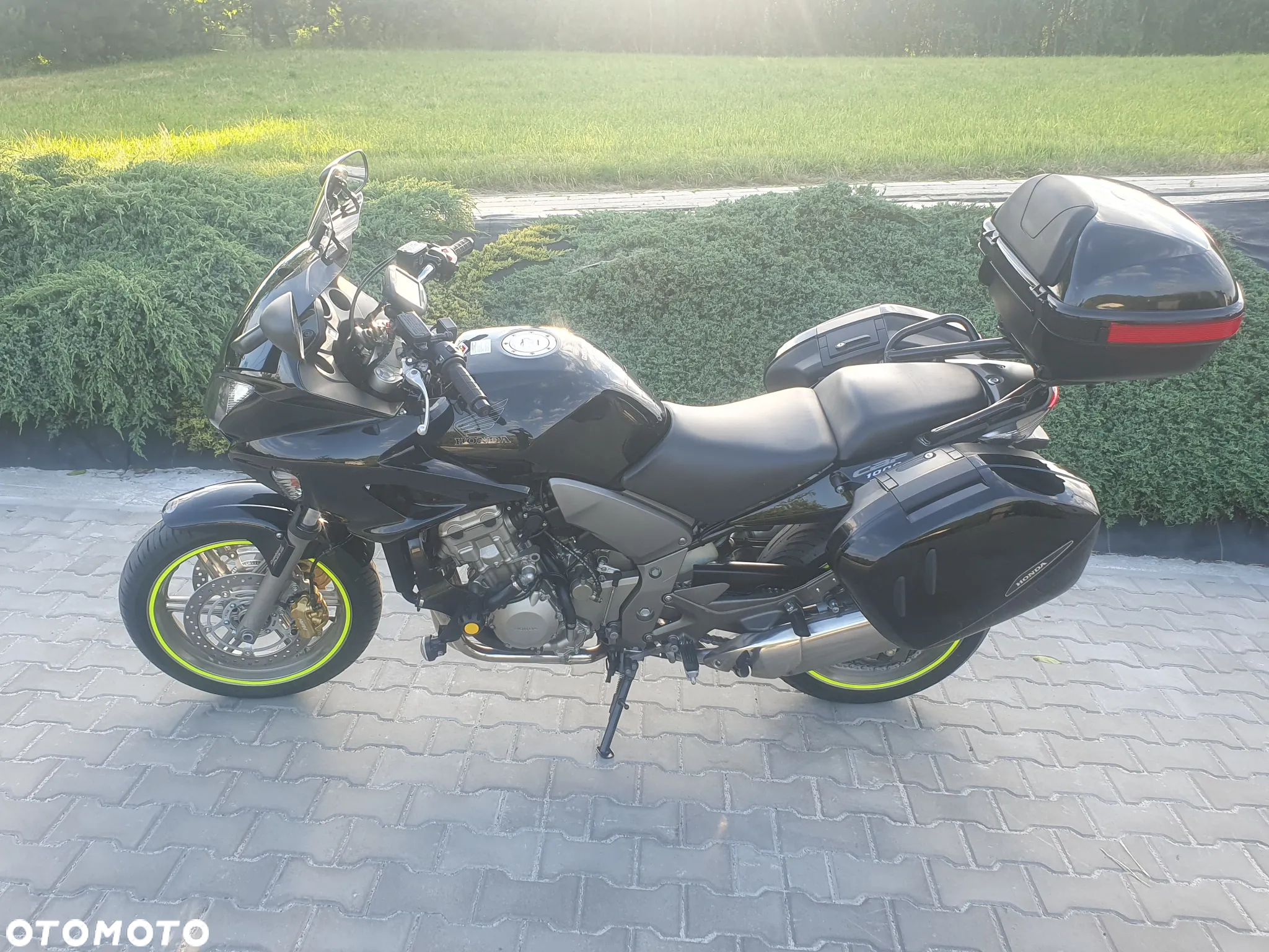Honda CBF - 21