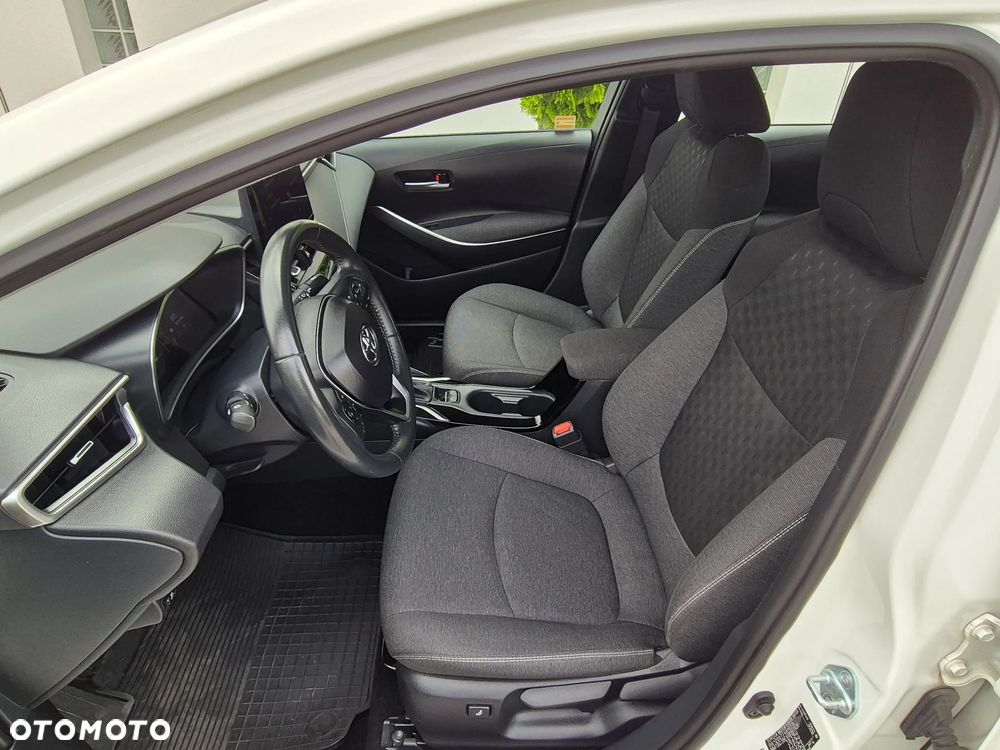 Toyota Corolla - 14
