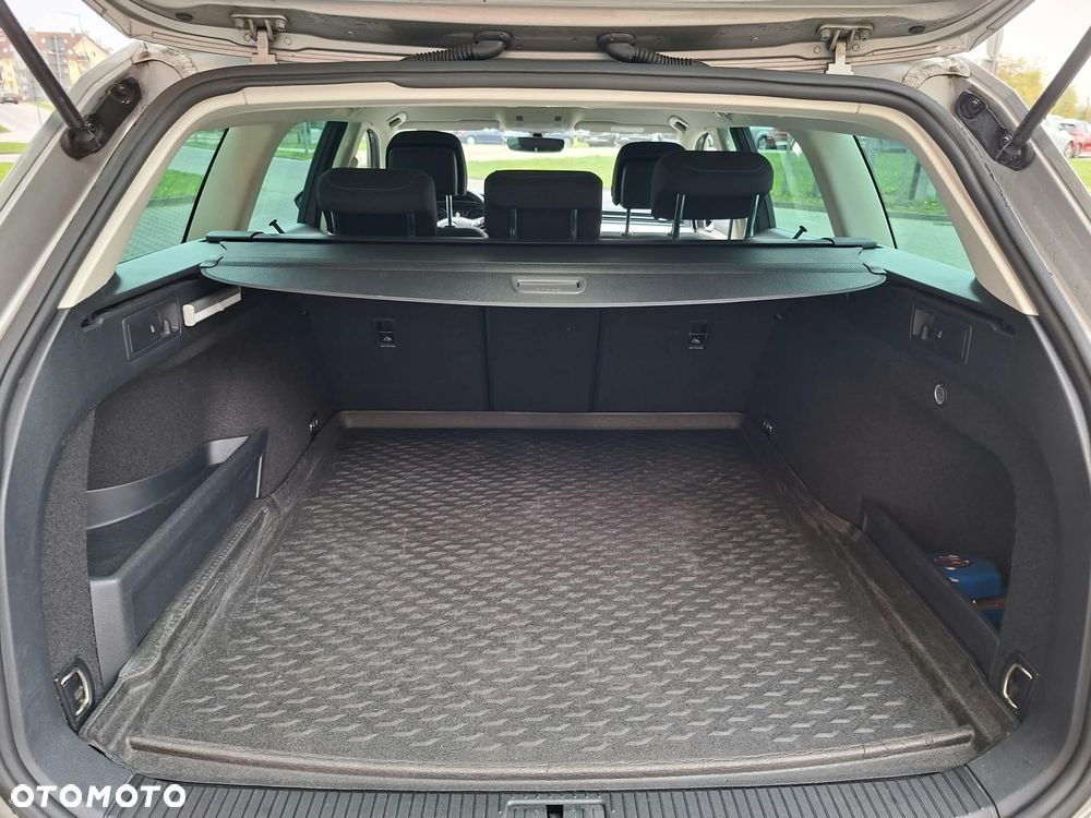 Volkswagen Passat 1.4 TSI Plug-In-Hybrid GTE - 13