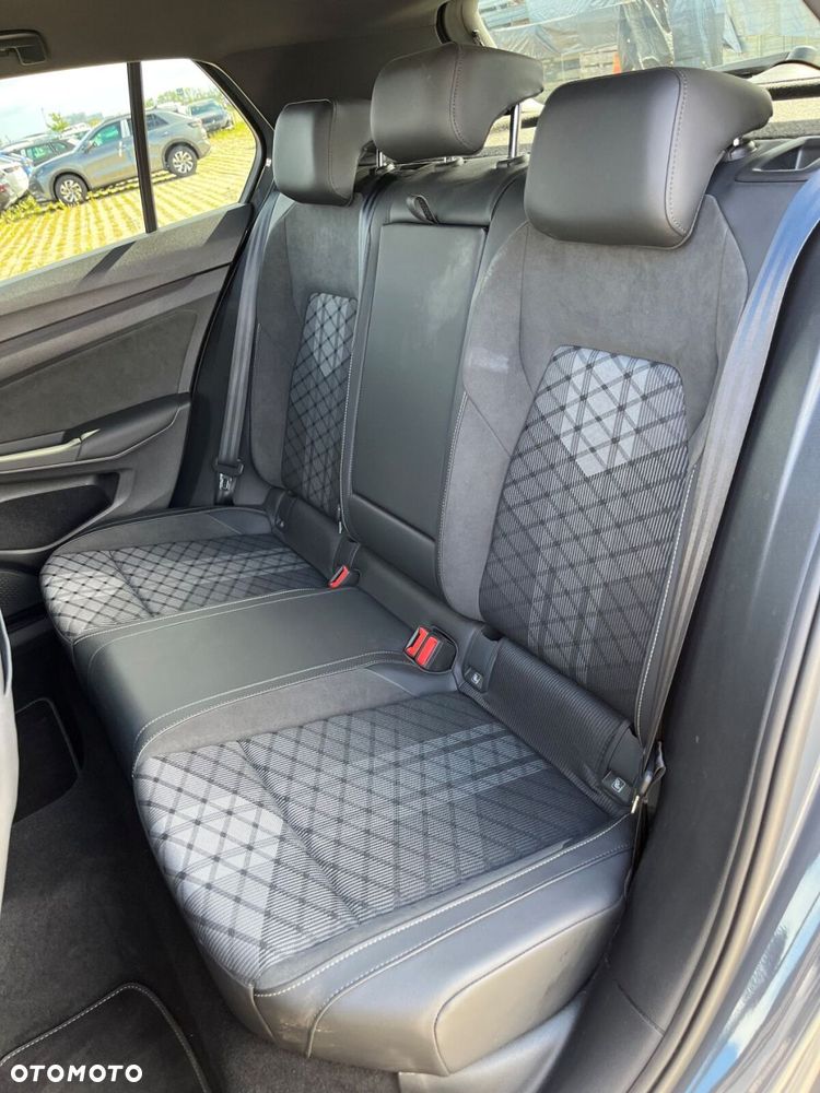 Volkswagen Golf 2.0 TDI R-Line Plus DSG - 8