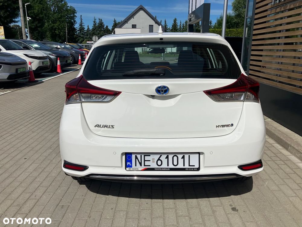 Toyota Auris Hybrid 135 Premium - 5