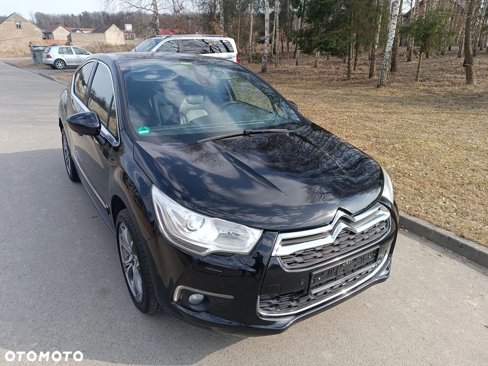 Citroën DS4 HDi 110 SoChic - 10