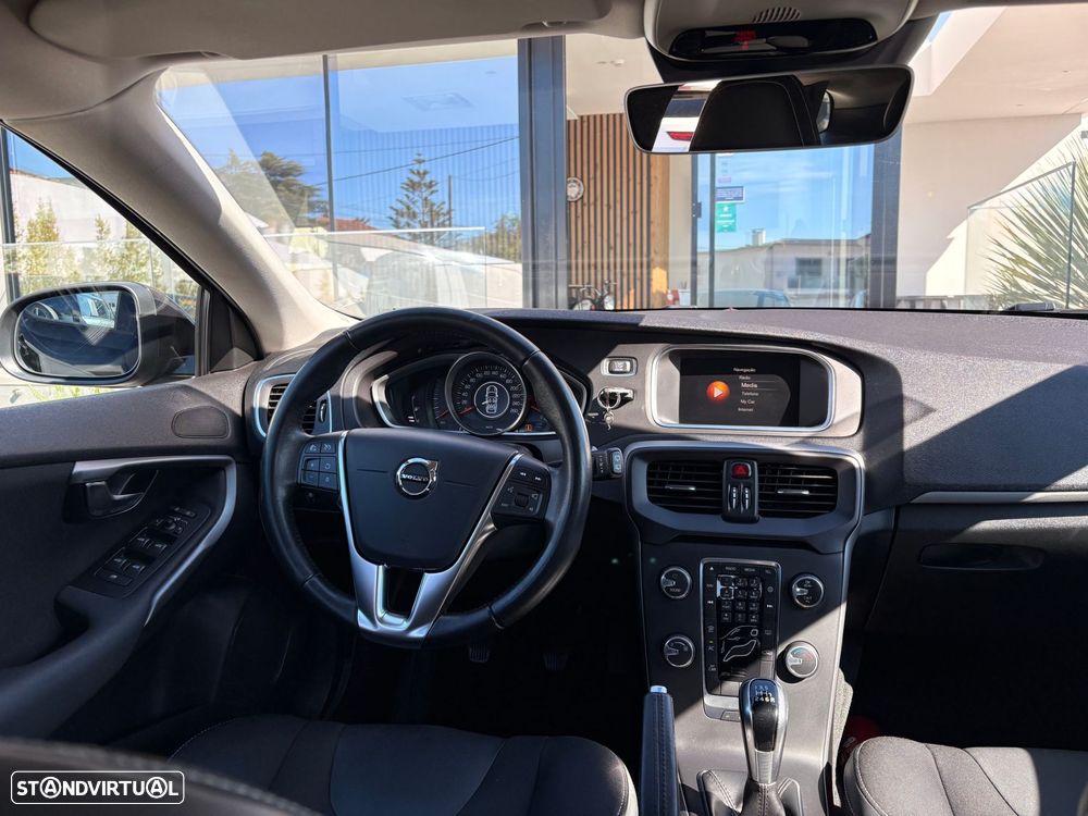 Volvo V40 2.0 D2 Inscription - 37