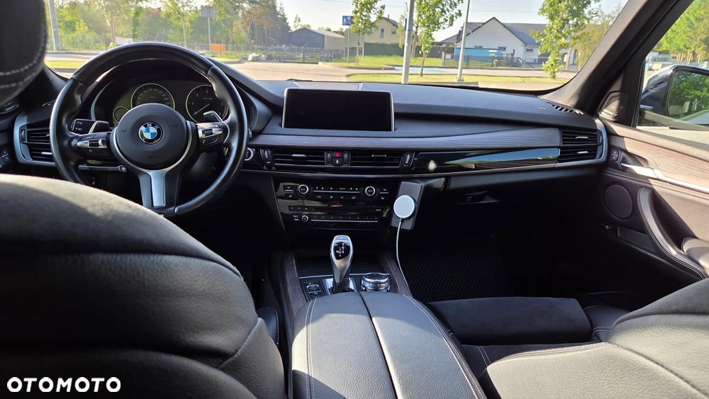BMW X5 xDrive30d - 31