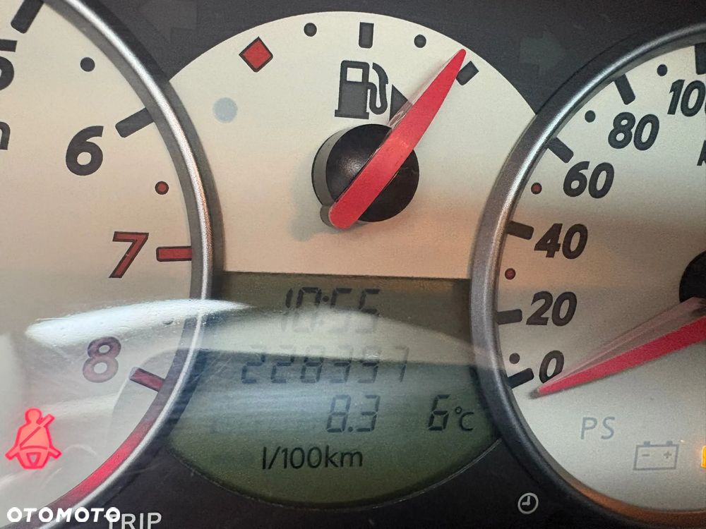 Nissan Micra 1.4 25 - 14