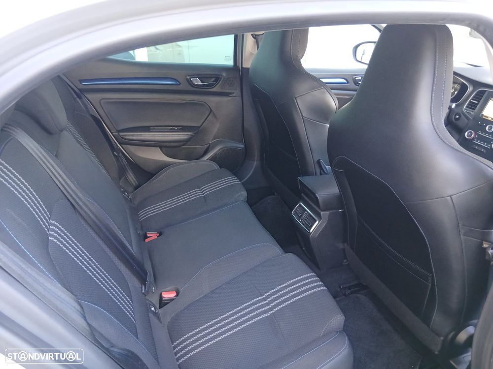 Renault Mégane 1.5 dCi GT Line EDC - 11