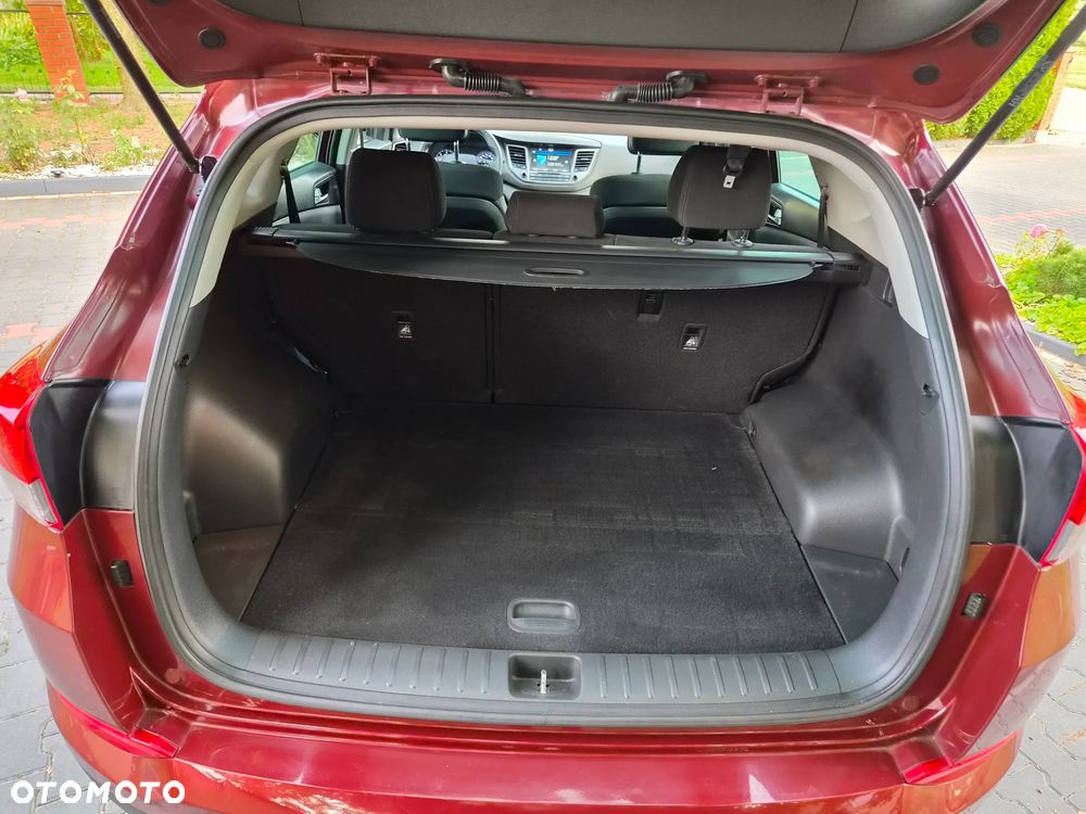 Hyundai Tucson blue 1.7 CRDi 2WD Passion - 32
