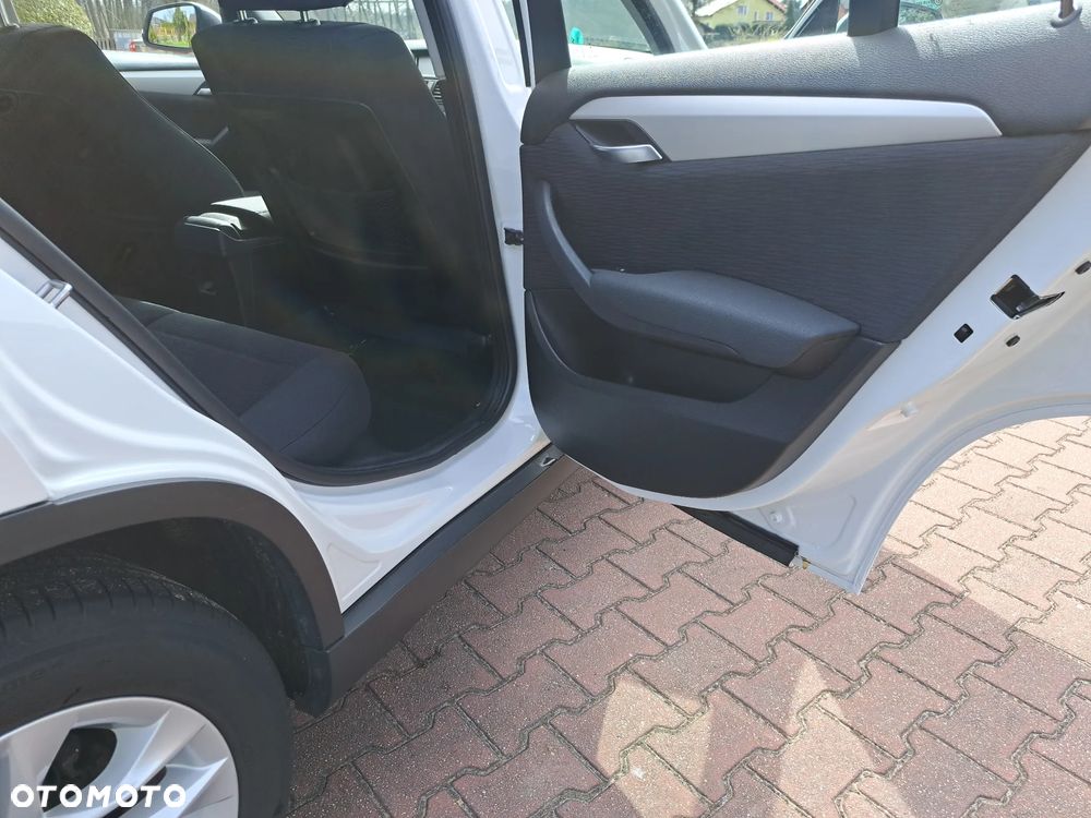 BMW X1 sDrive18i xLine - 18