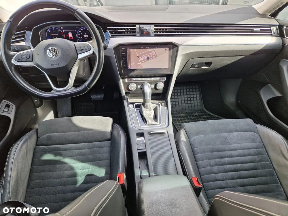 Volkswagen Passat 2.0 TDI Elegance DSG - 17