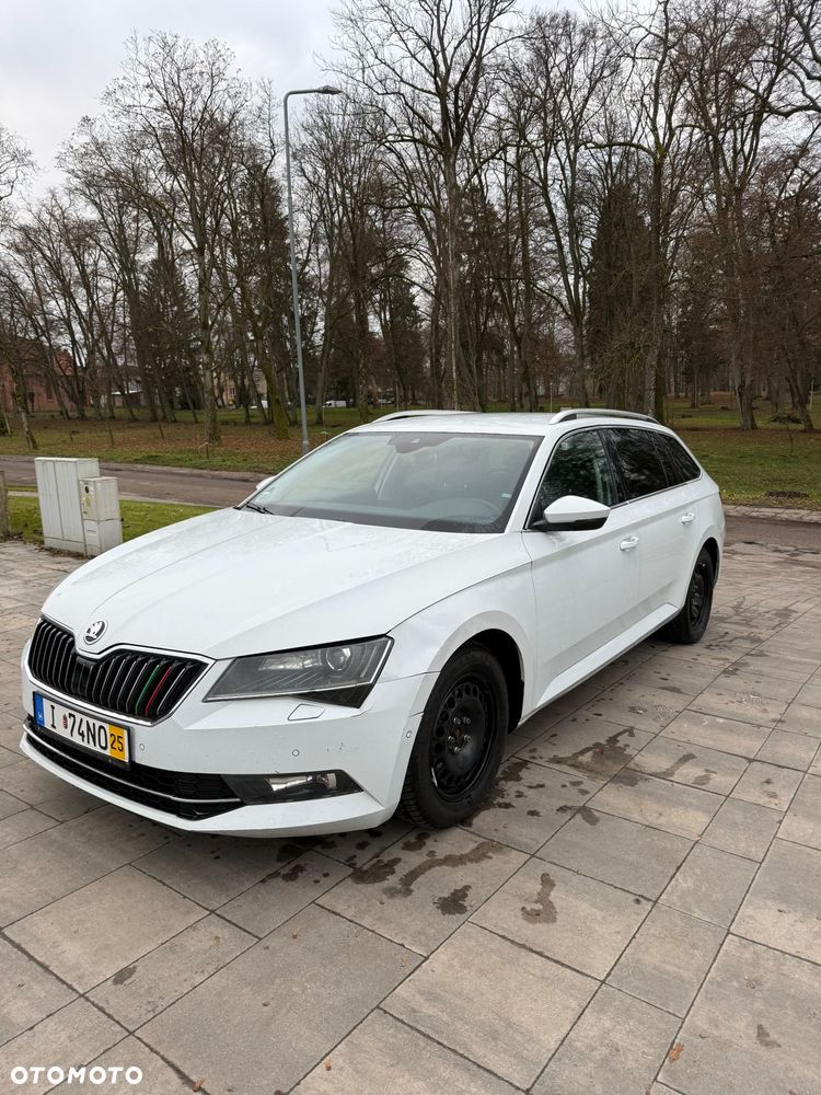 Skoda Superb 2.0 TDI 4x4 Ambition DSG - 2
