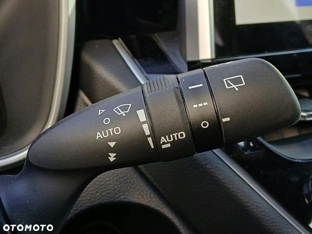 Toyota Corolla Cross 1.8 Hybrid Style - 29