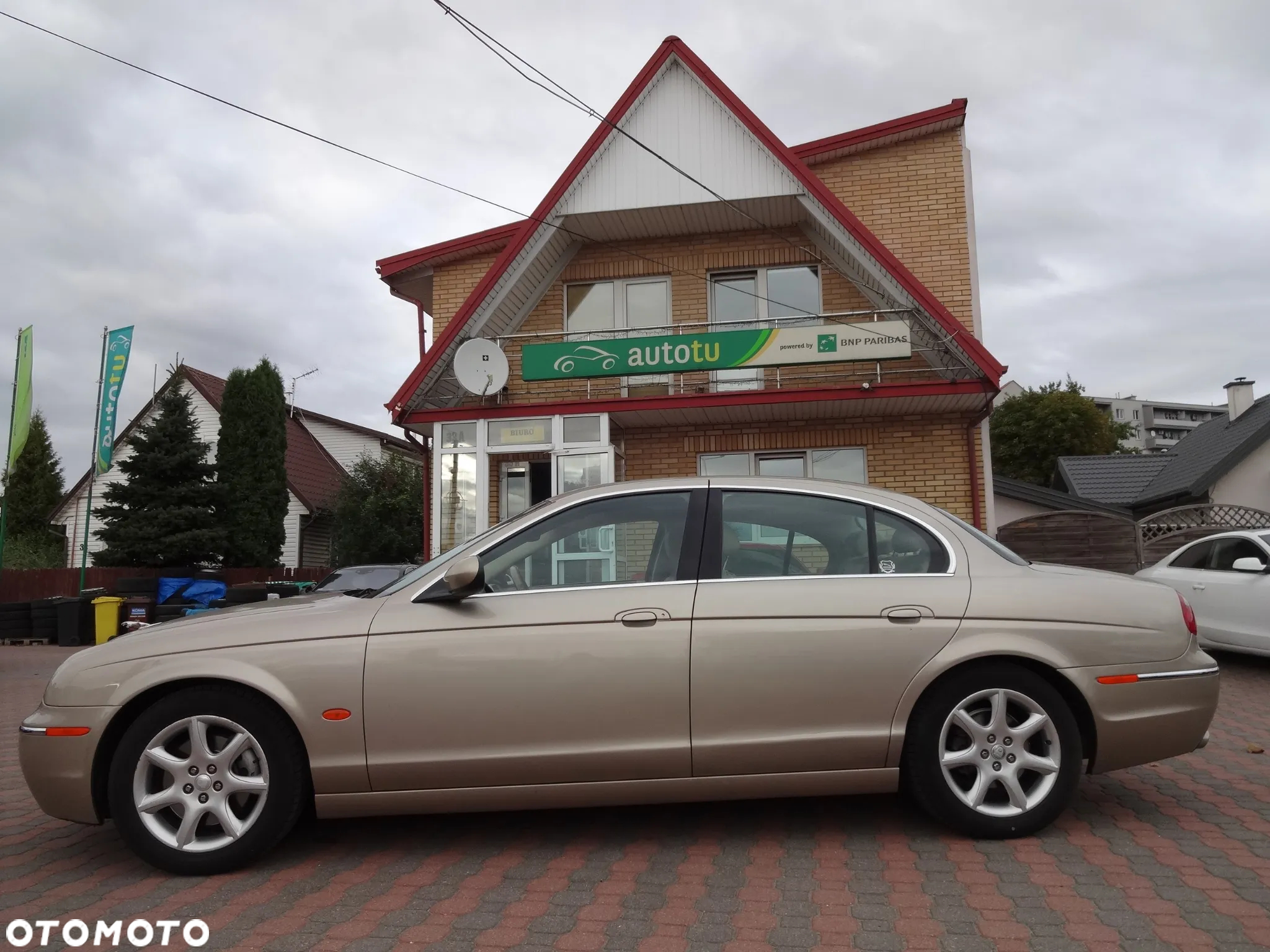 Jaguar S-Type 4.2 V8 - 6