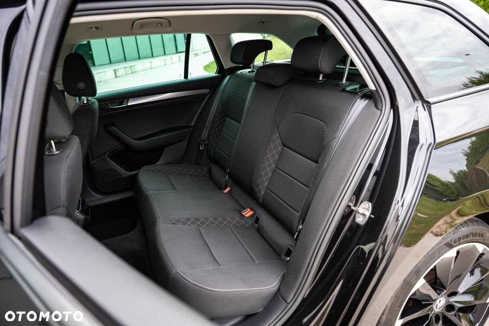 Skoda Superb 2.0 TDI Active DSG7 - 19