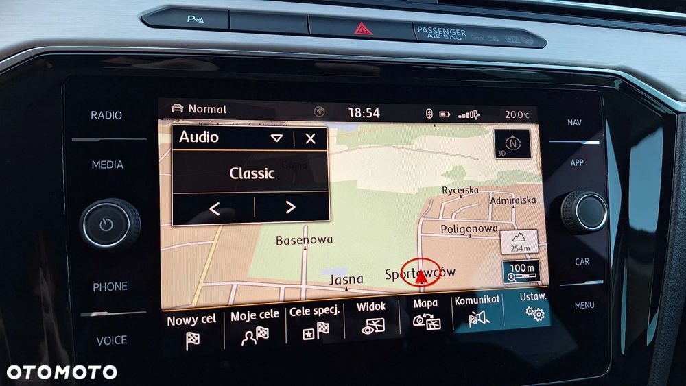 Volkswagen Passat - 31