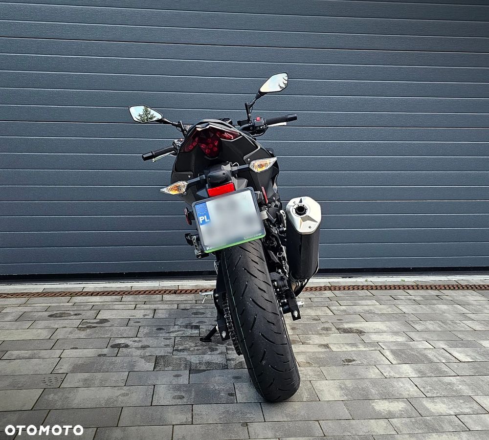 Kawasaki Z - 11