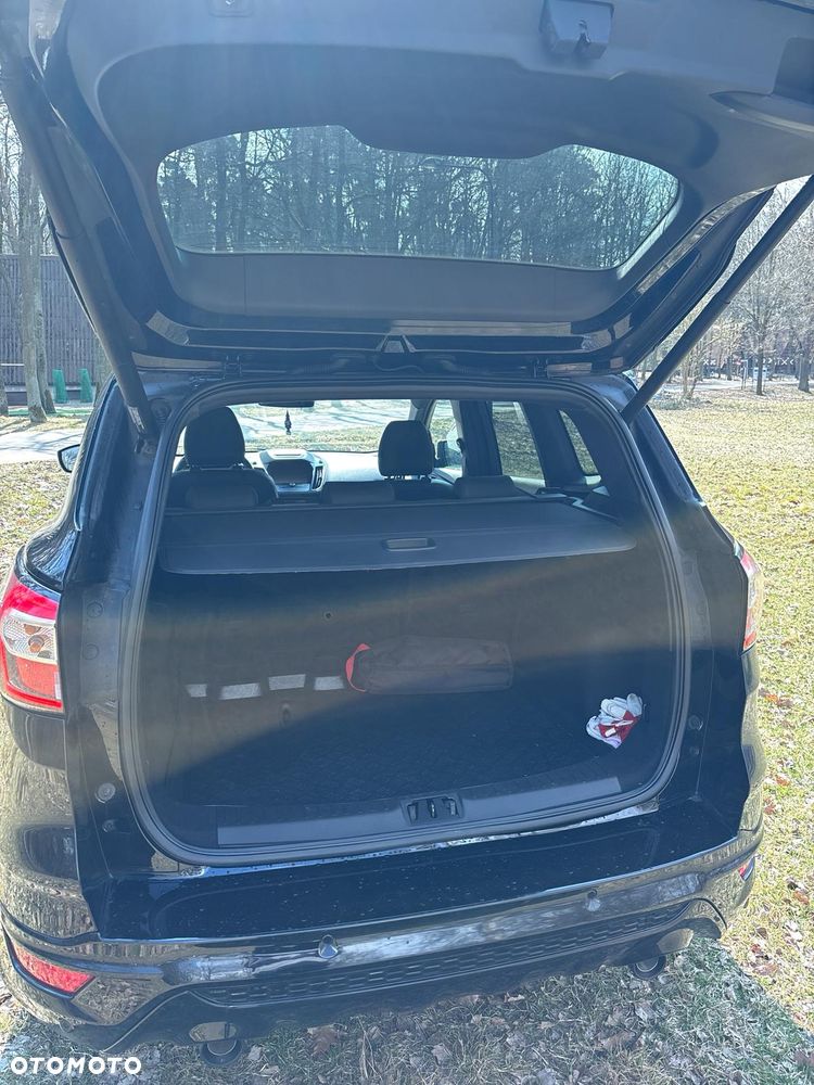 Ford Kuga 2.0 TDCi 4x4 ST-Line - 5