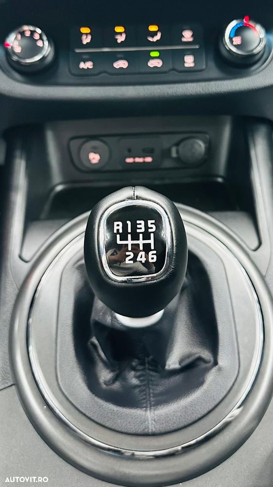 Kia Sportage 1.7 CRDI 2WD ISG Vision - 24