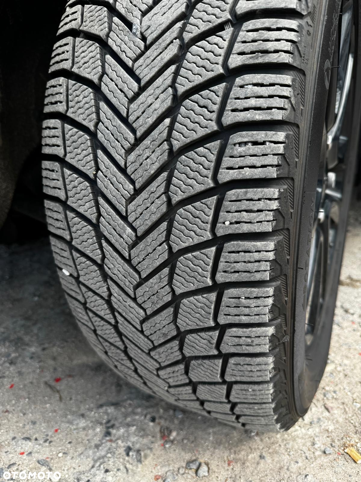 Jeep Grand Cherokee - 22