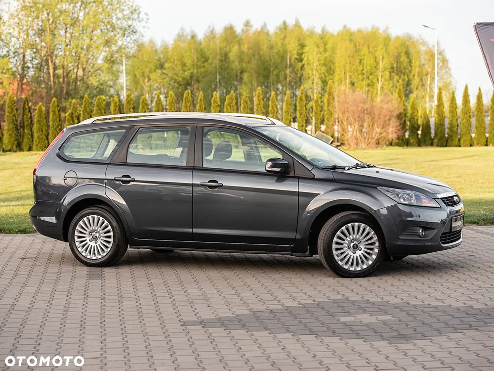 Ford Focus 1.8 Trend - 12