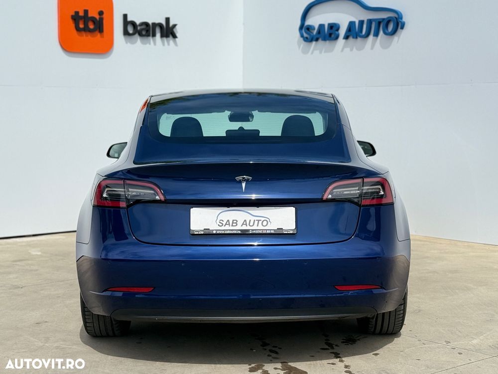 Tesla Model 3 - 19