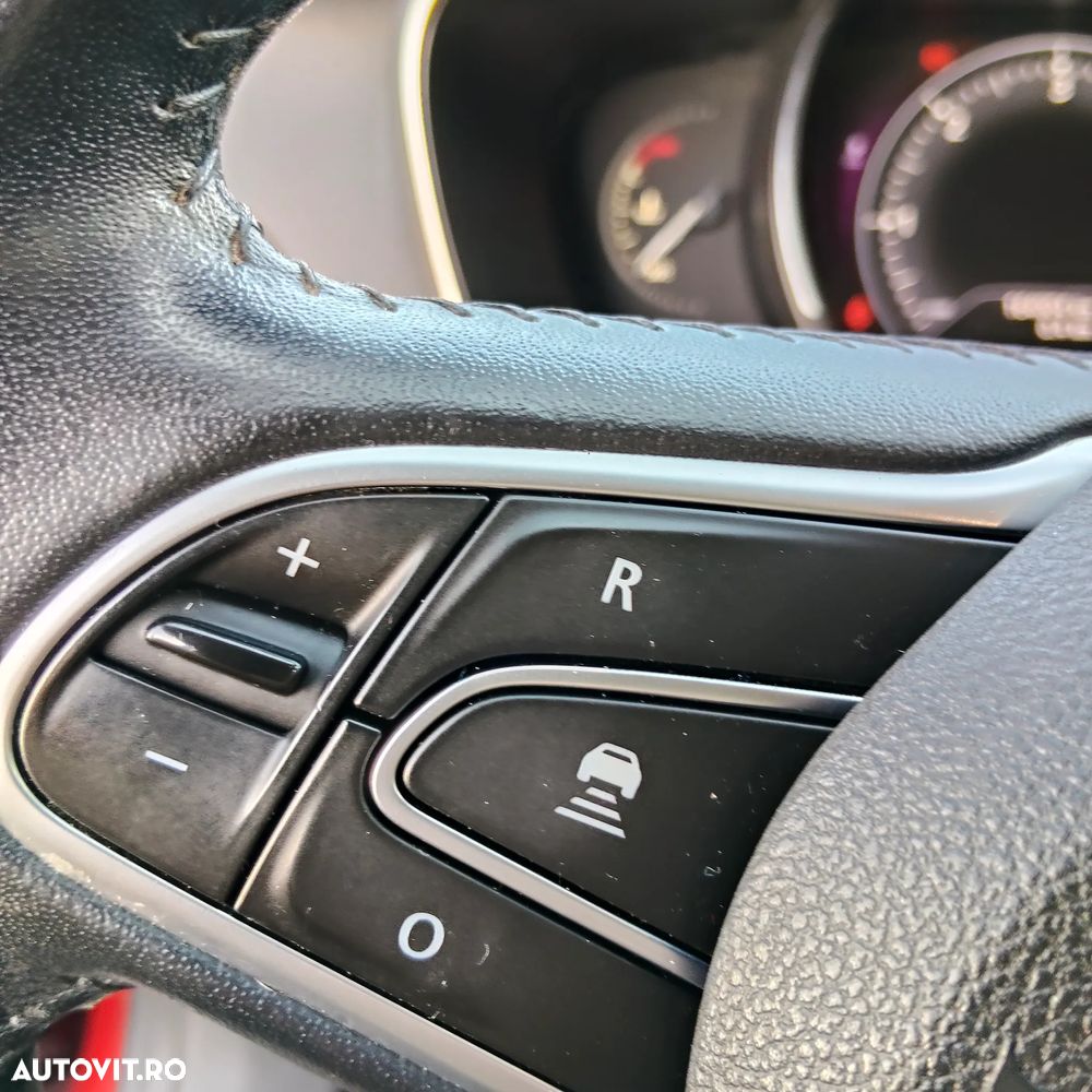 Renault Megane ENERGY dCi 110 INTENS - 18