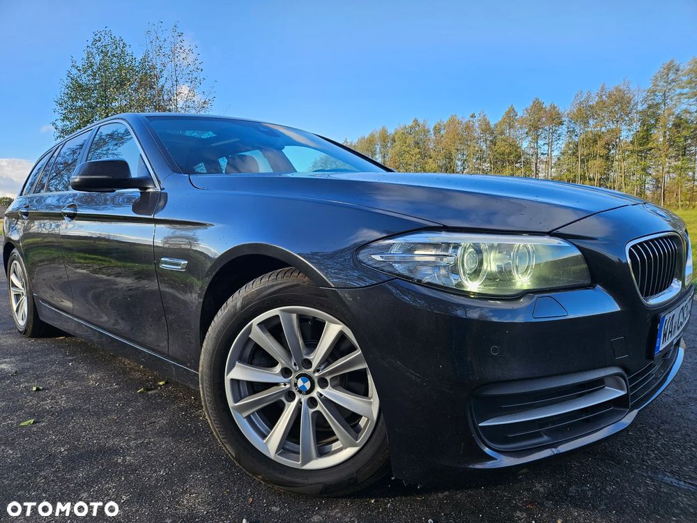 BMW Seria 5 520d xDrive Touring - 10