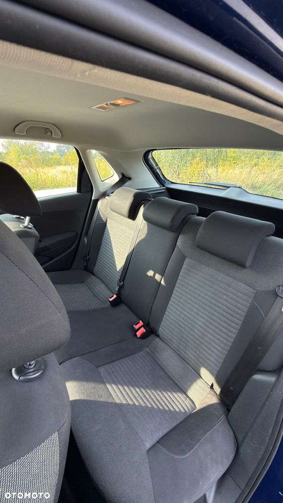 Volkswagen Polo - 8