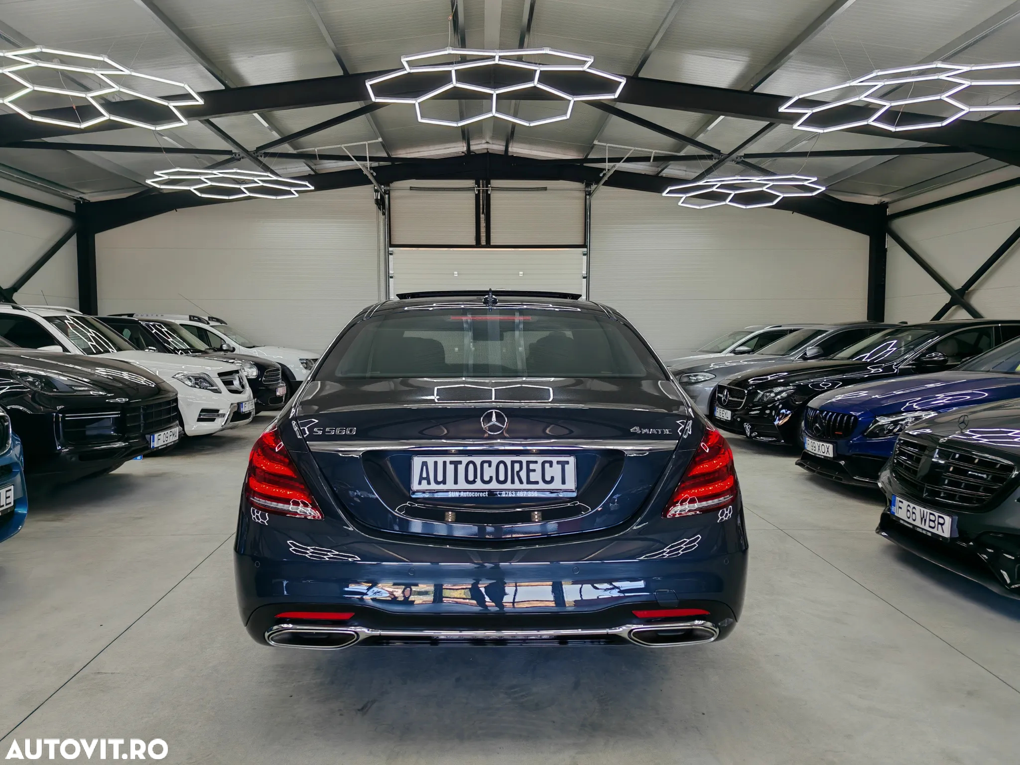 Mercedes-Benz S 560 L 4Matic 9G-TRONIC - 31