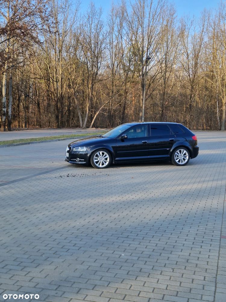 Audi A3 Sportback - 8