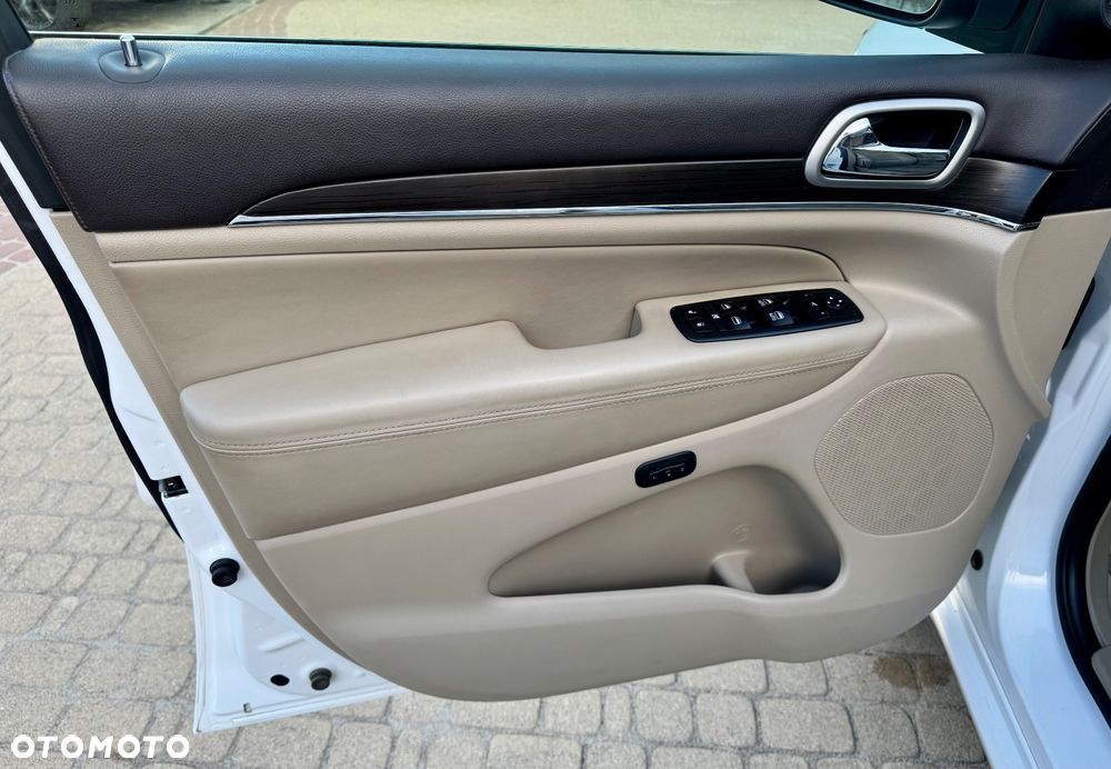 Jeep Grand Cherokee 3.6 V6 Overland - 15