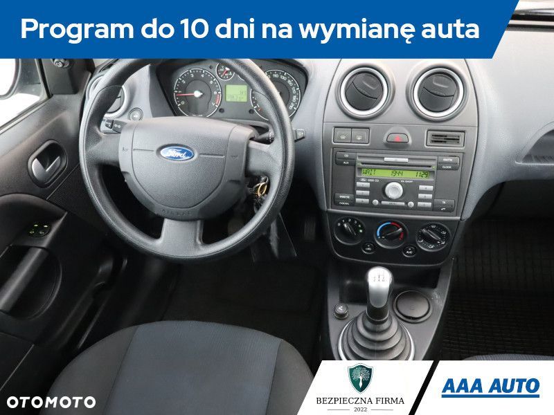 Ford Fiesta - 9