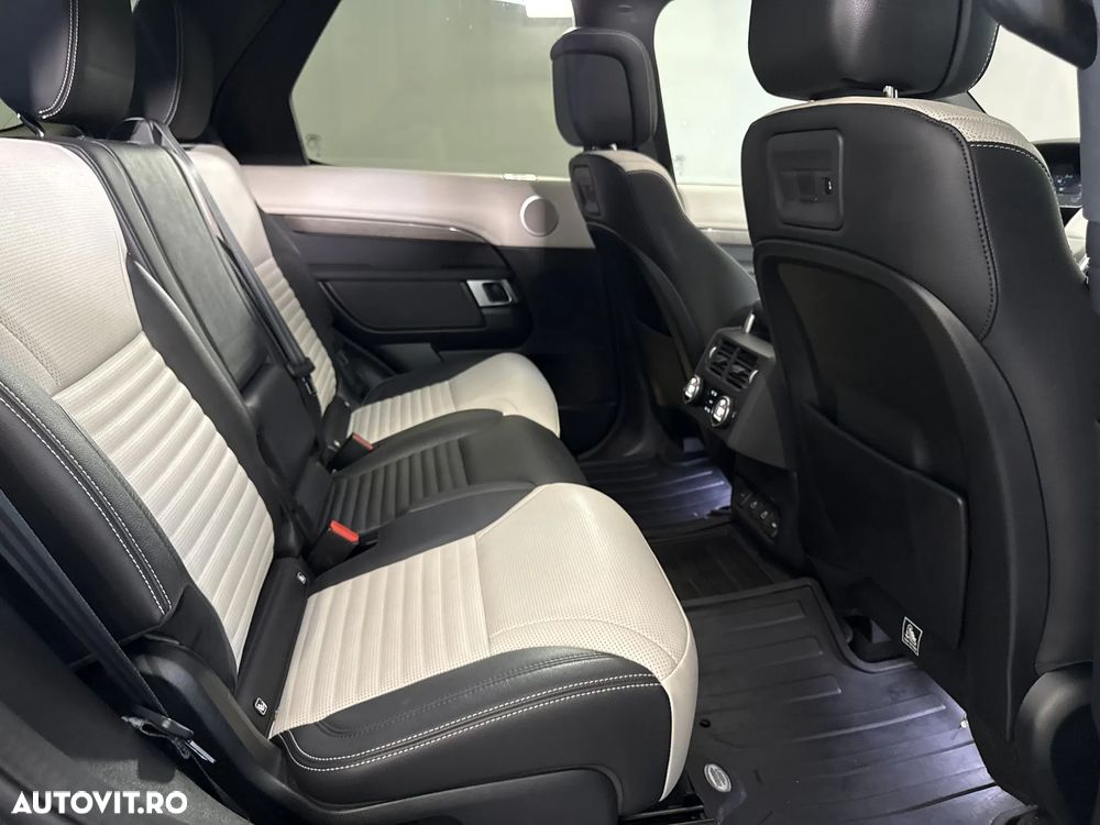 Land Rover Discovery 3.0 L TD6 HSE - 13