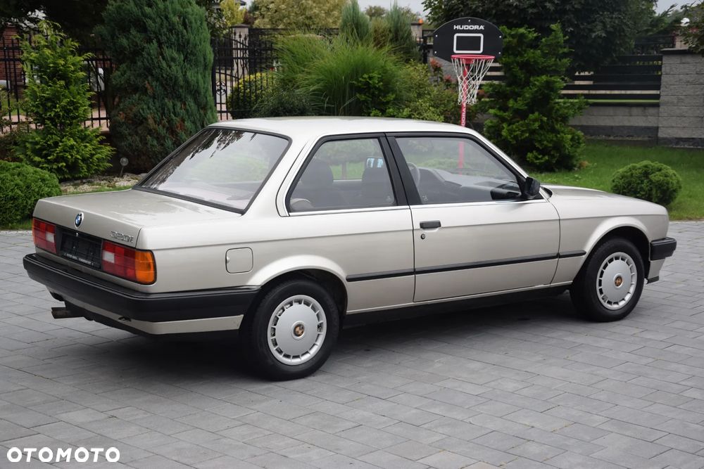 BMW Seria 3 - 29
