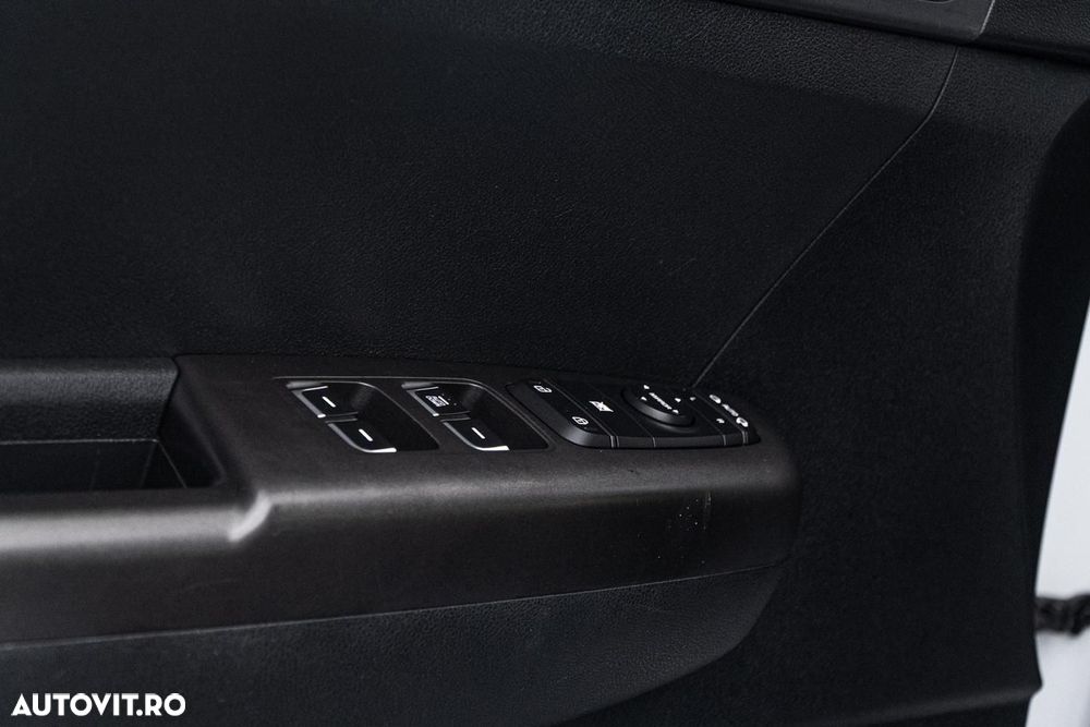 Kia Sportage 1.6 CRDI AWD Eco-Dynamics+ (48V M-H) DCT PLATINUM - 22