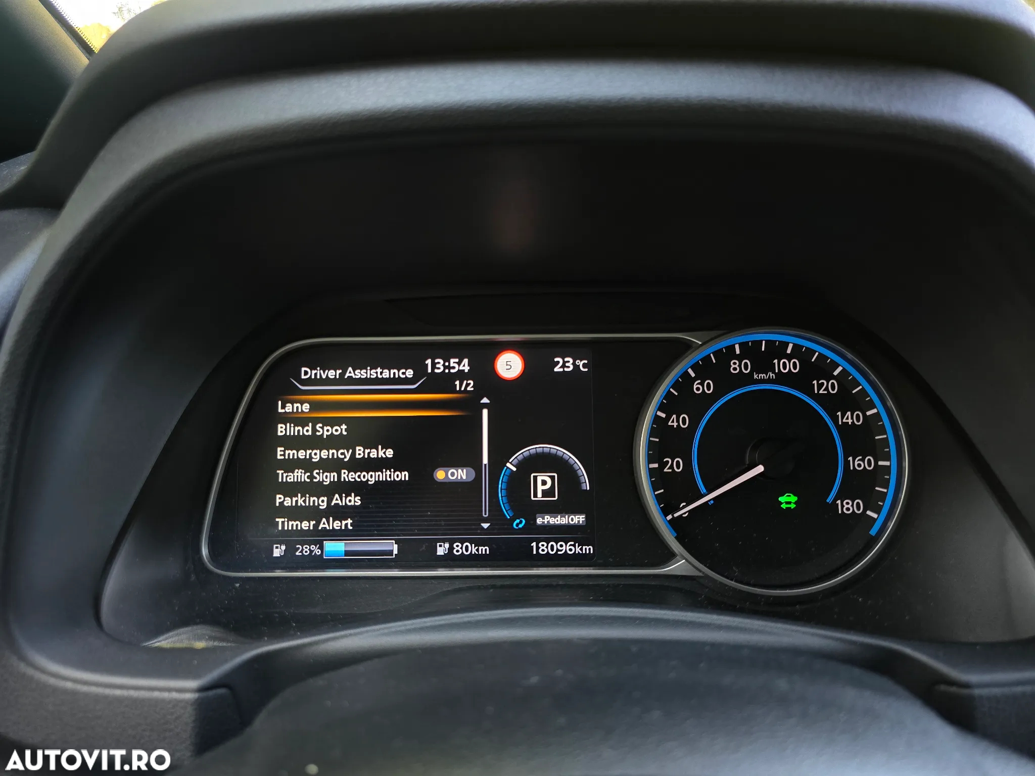 Nissan LEAF Acenta - 15