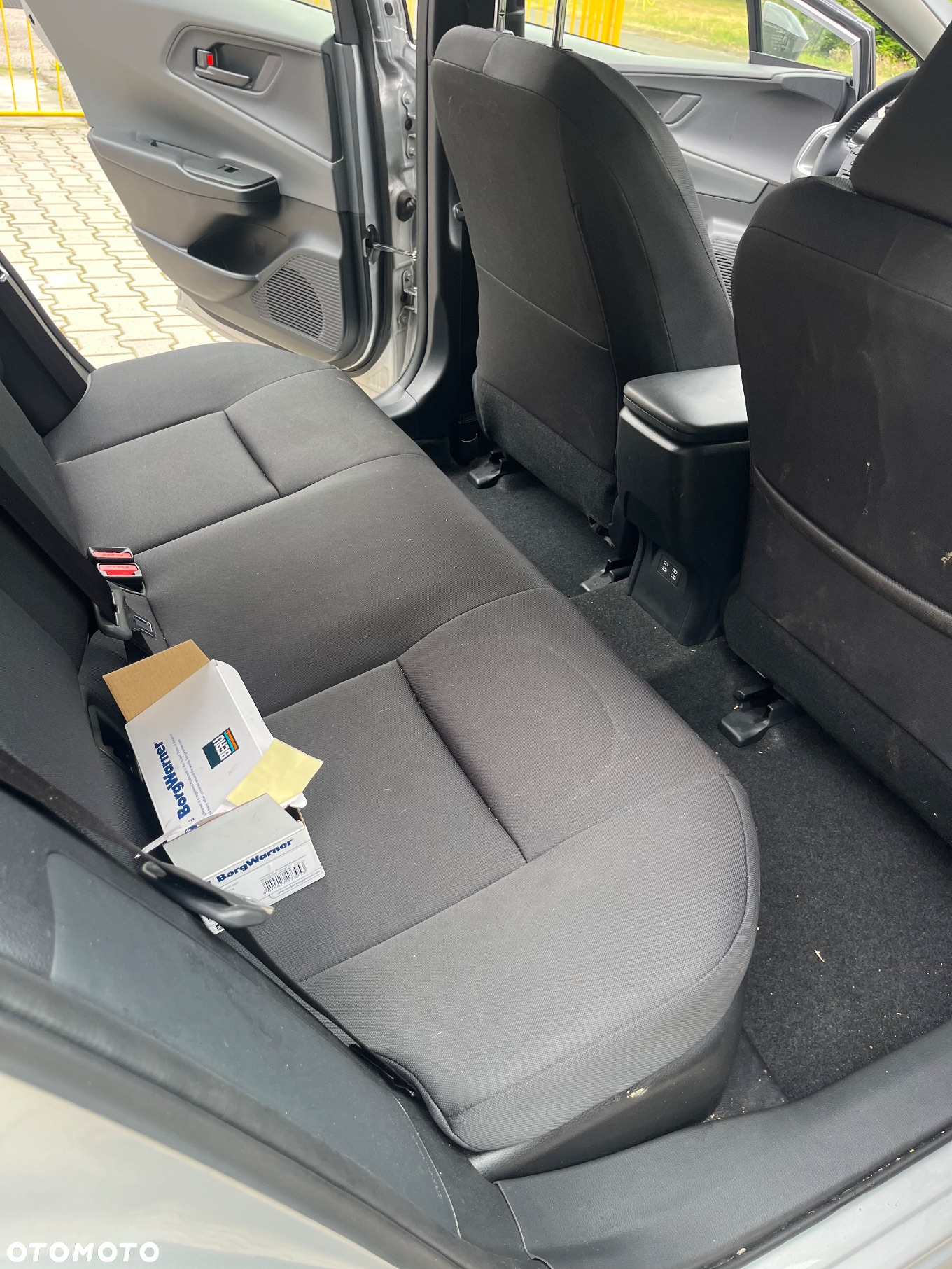 Toyota Prius - 13