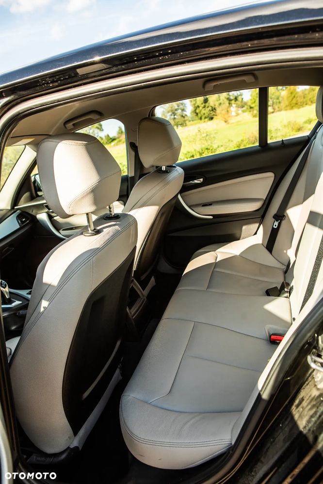 BMW Seria 1 125i Sport Line - 9