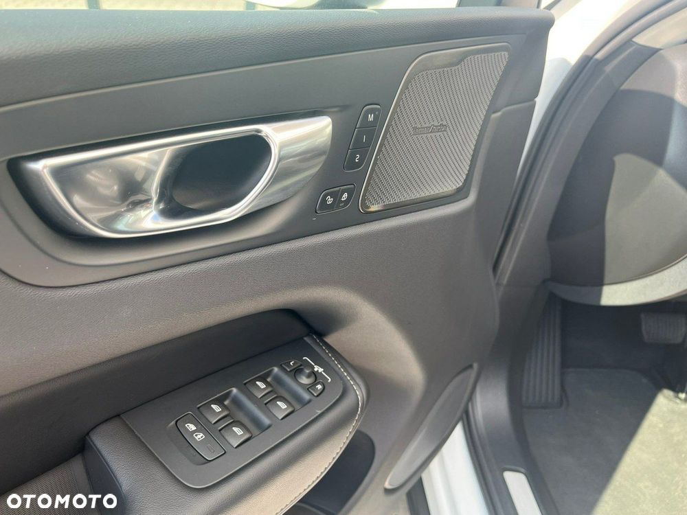 Volvo XC 60 - 11