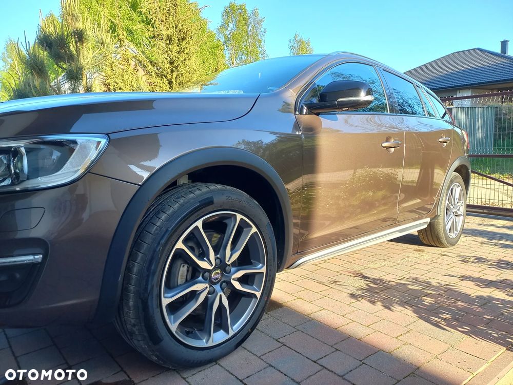 Volvo V60 Cross Country D3 Drive-E Momentum - 7